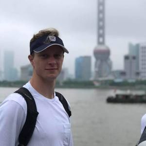 Meet your Posher, Chris